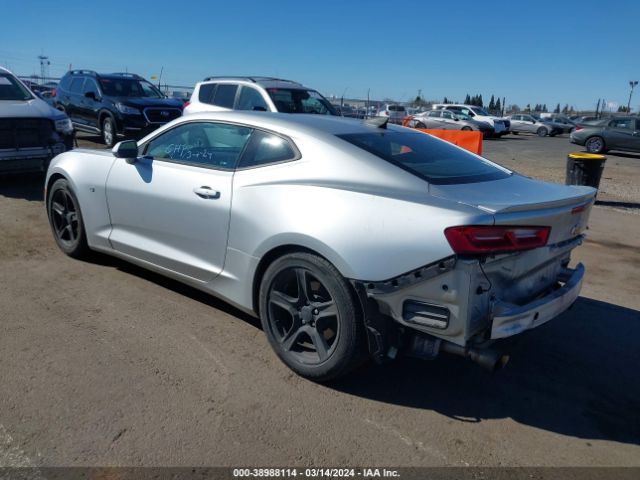 2018 CHEVROLET CAMARO 1G1FB1RX6J0116565 Photo 2
