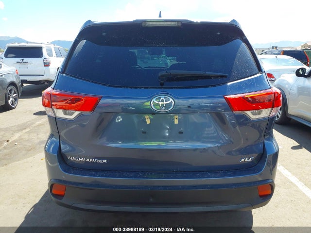 Toyota Highlander Xle 2018 5TDKZRFH9JS258953 Image 17