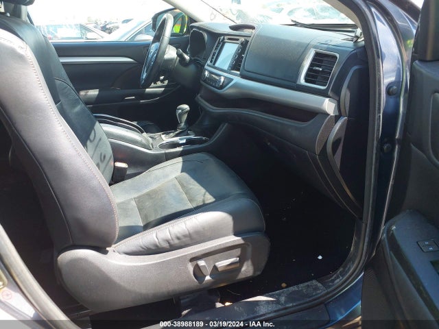 Toyota Highlander Xle 2018 5TDKZRFH9JS258953 Image 5