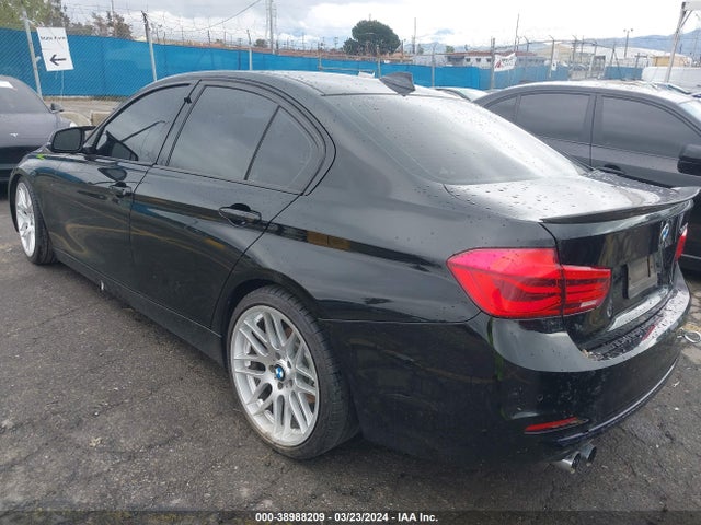 BMW 328I 2016 WBA8E9G59GNT87605 Image 3