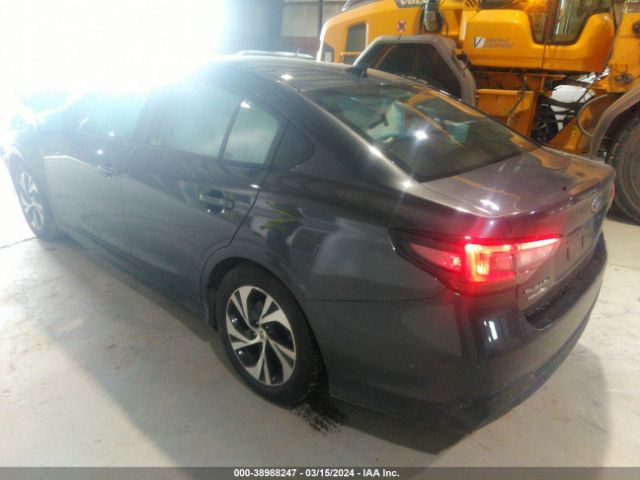 4S3BWAD64P3014133 Subaru Legacy Premium