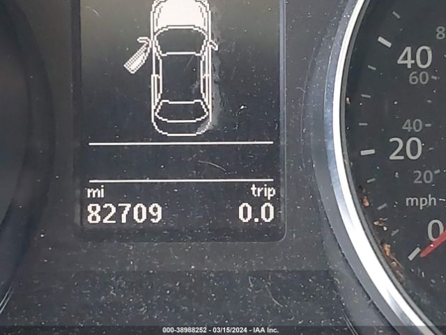 1VWBA7A38JC049189 Volkswagen Passat 2.0t Se