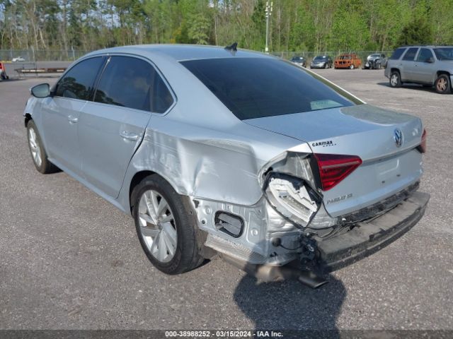 1VWBA7A38JC049189 Volkswagen Passat 2.0t Se