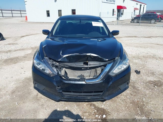 Nissan Altima 2.5 S 2018 1N4AL3AP7JC110879 Image 12