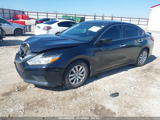 Nissan Altima 2.5 S 2018 1N4AL3AP7JC110879 Image 2