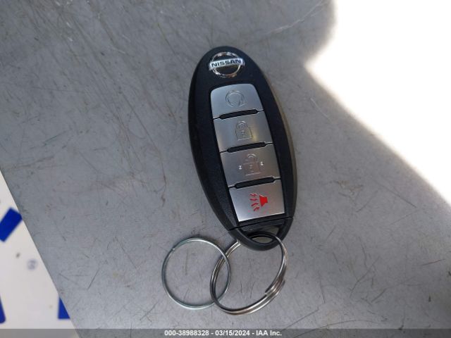JN1BJ1CP9KW237402 Nissan Rogue Sport Sl