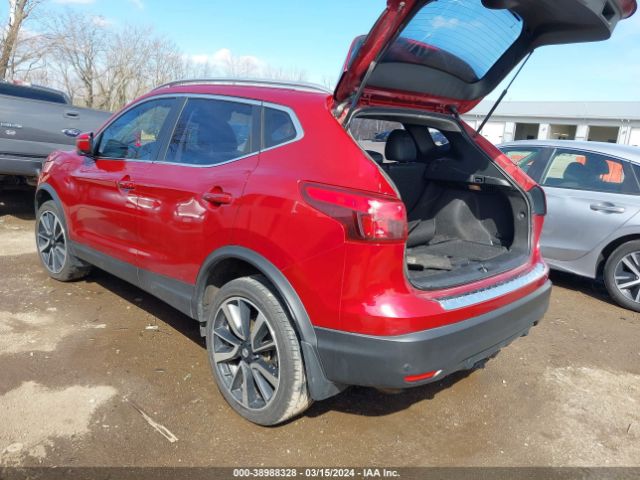 JN1BJ1CP9KW237402 Nissan Rogue Sport Sl
