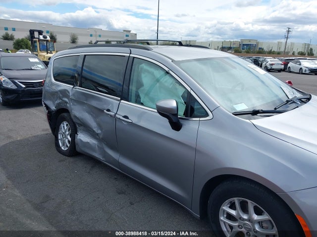 2C4RC1DG3LR172013 Chrysler Voyager Lxi
