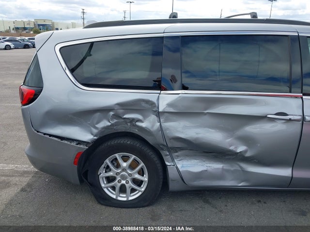 2C4RC1DG3LR172013 Chrysler Voyager Lxi