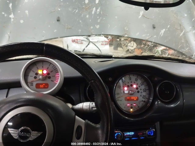 2004 MINI COOPER S WMWRE33434TD86510 Photo 6