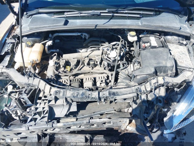 Ford FOCUS SE 2018 1FADP3K2XJL283607 Image 10