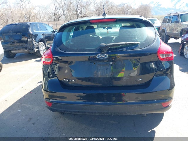 Ford FOCUS SE 2018 1FADP3K2XJL283607 Image 16