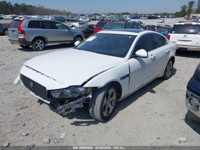 2017 JAGUAR XE SAJAR4BG1HA973813 Photo 1
