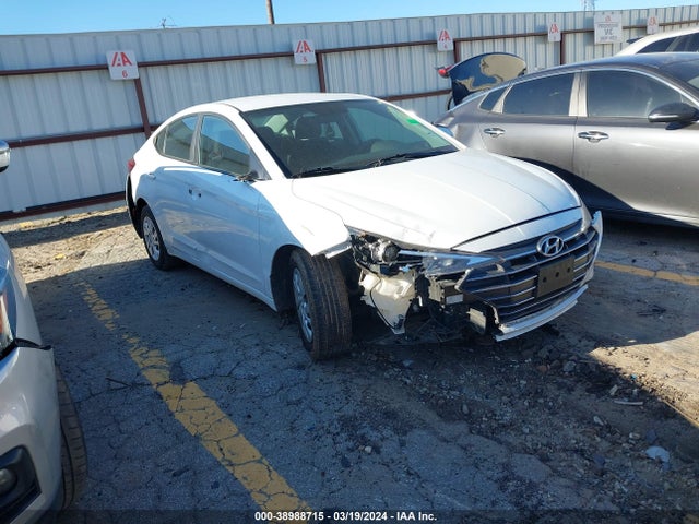 2019 5NPD74LF3KH424542 main image