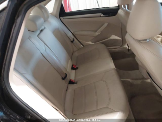 1VWAT7A37EC022691 Volkswagen Passat 1.8t Wolfsburg Edition