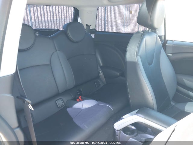 2009 MINI COOPER WMWMF33569TW79709 Photo 7