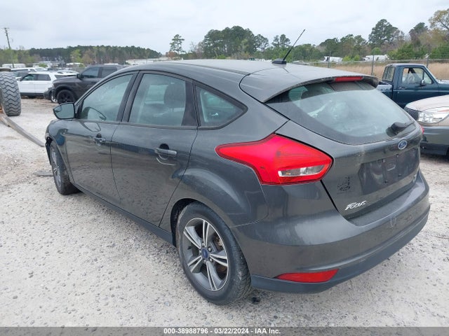 Ford FOCUS SE 2016 1FADP3KE9GL367761 Image 3