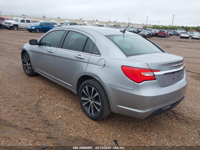 Chrysler 200 Touring 2014 1C3CCBBB1EN171790 Image 3