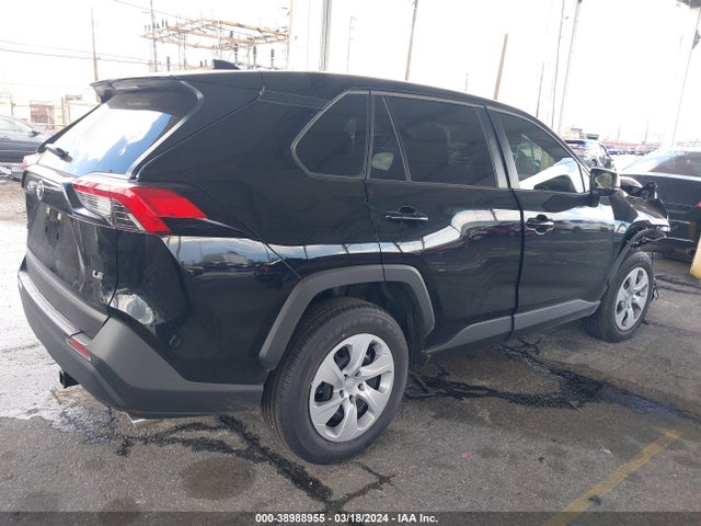 Toyota RAV4 LE 2024 JTMH1RFV9RD115242 Image 4