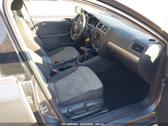 3VW2B7AJ0HM322145 Volkswagen Jetta 1.4t S