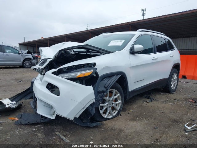1C4PJMLB0JD517745 Jeep Cherokee Latitude Plus 4x4
