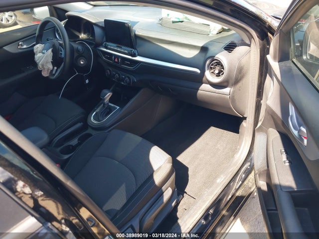 KIA FORTE LX 2023 3KPF24AD7PE565604 Image 5