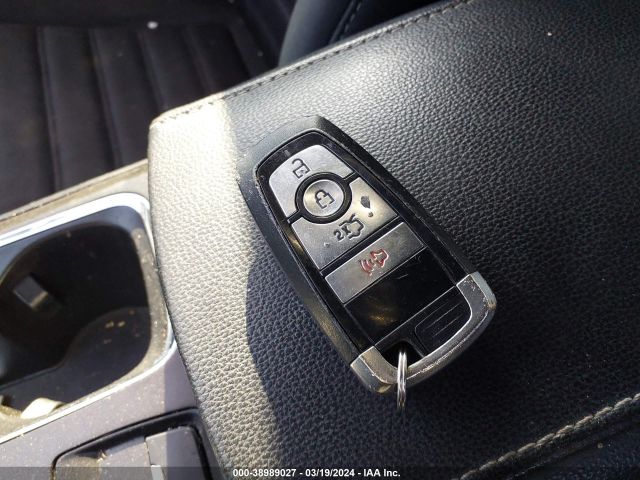 3FA6P0G75JR186604 Ford FUSION S