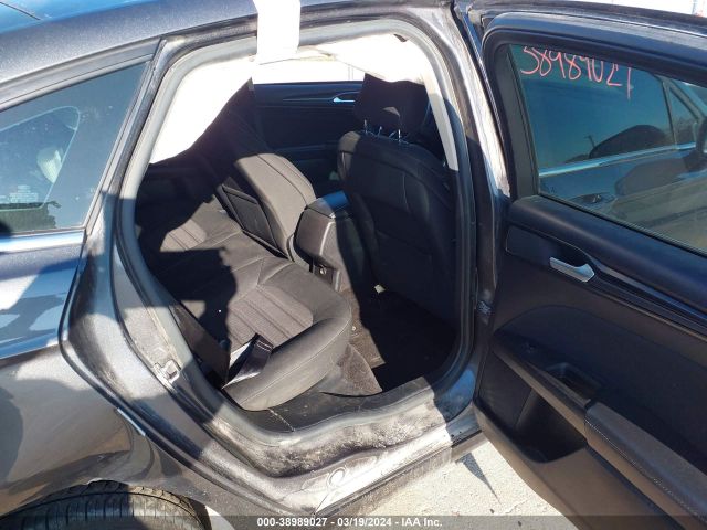 3FA6P0G75JR186604 Ford FUSION S
