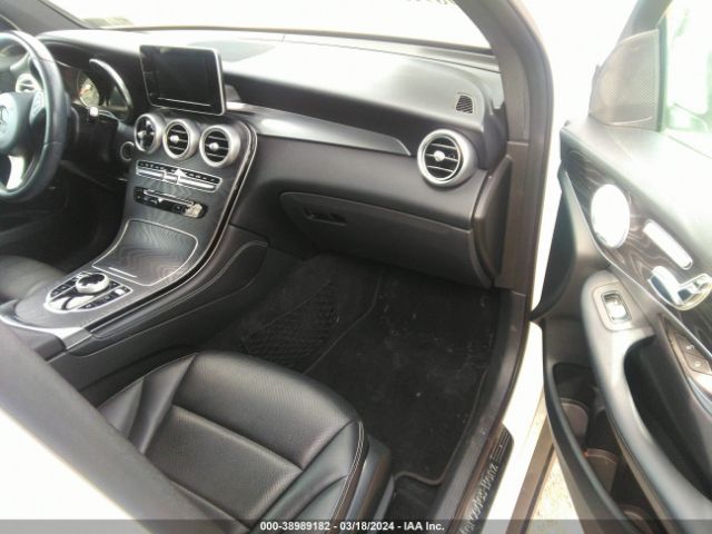 WDC0G4KB8JV095391 Mercedes-Benz Glc 300 4matic