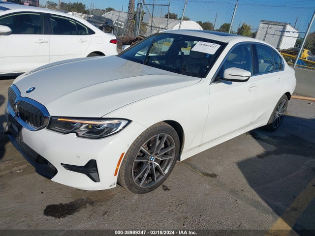 BMW 330I 2019 WBA5R1C56KAE81975 Image 2