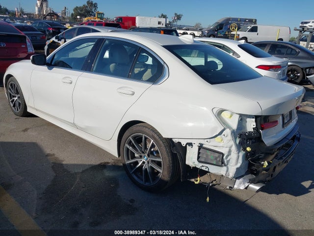 BMW 330I 2019 WBA5R1C56KAE81975 Image 3