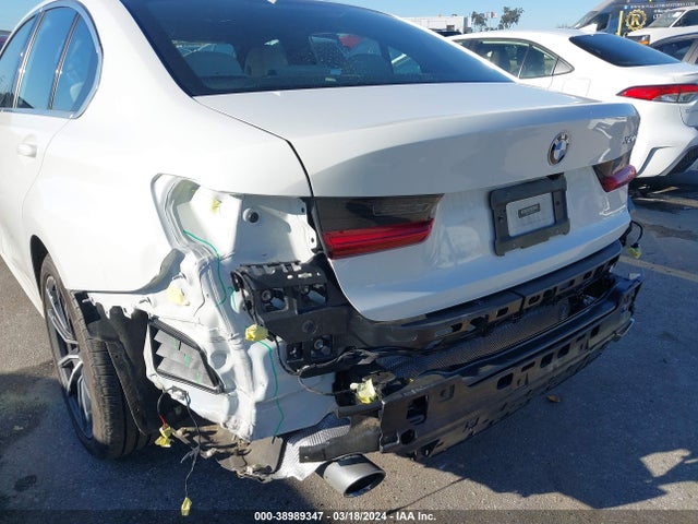 BMW 330I 2019 WBA5R1C56KAE81975 Image 6