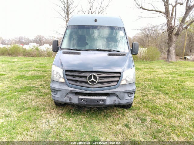 WD3PE7CD4JP640349 Mercedes-Benz Sprinter 2500 Standard Roof V6