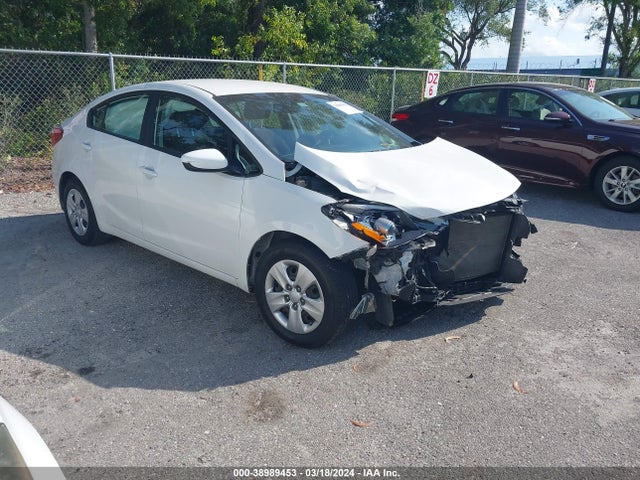 KIA FORTE LX 2016 KNAFK4A65G5592813 Image 1