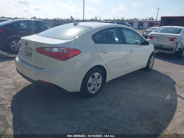 KIA FORTE LX 2016 KNAFK4A65G5592813 Image 4