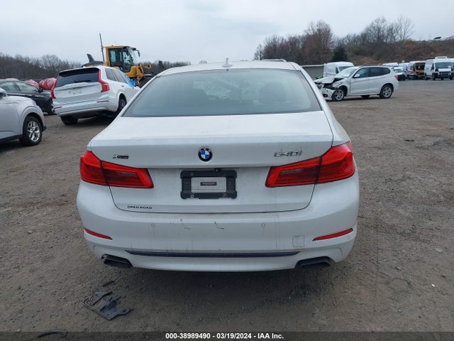 BMW 540i Xdrive 2018 WBAJE7C59JG891224 Image 15