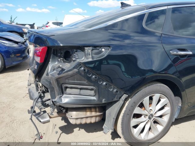 5XXGT4L39JG232471 KIA Optima S