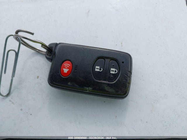Toyota Prius Two 2015 JTDKN3DU7F1898544 Image 11