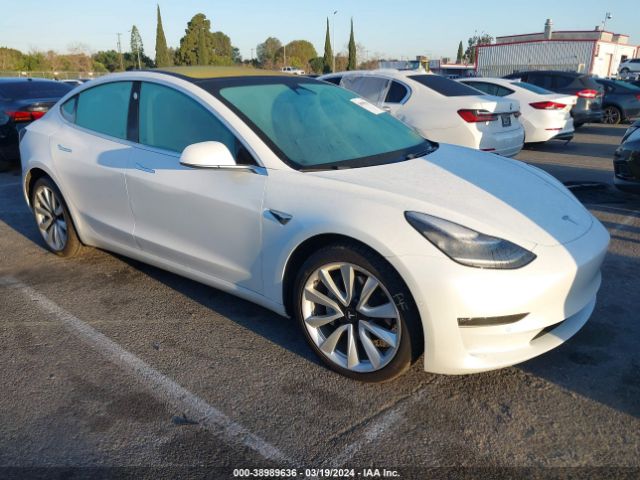 Auction sale of the 2018 Tesla Model 3 Long Range/mid Range, vin: 5YJ3E1EA7JF164810, lot number: 38989636