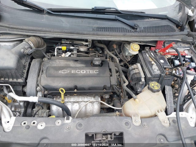 Chevrolet Sonic Ls Auto 2015 1G1JA6SH1F4159644 Image 10