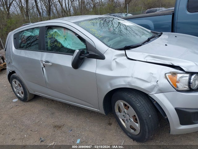 Chevrolet Sonic Ls Auto 2015 1G1JA6SH1F4159644 Image 14