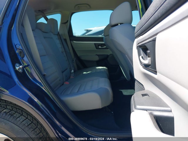 Honda CR-V LX 2018 2HKRW6H37JH226287 Image 8