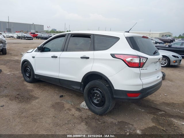 Ford ESCAPE S 2018 1FMCU0F78JUA91059 Image 3