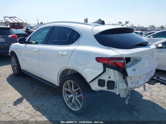 ZASFAKAN2J7B74343 Alfa Romeo Stelvio Awd