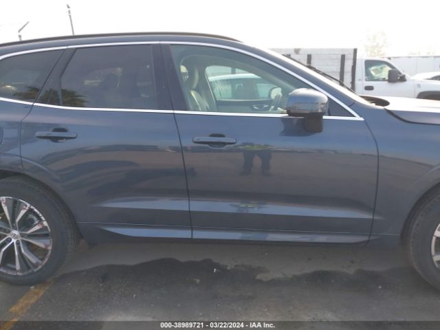 YV4L12RK8N1020635 Volvo Xc60 B5 Momentum