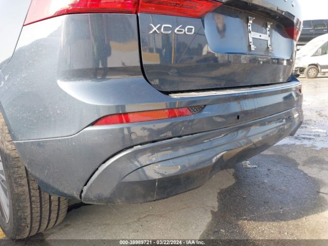 YV4L12RK8N1020635 Volvo Xc60 B5 Momentum
