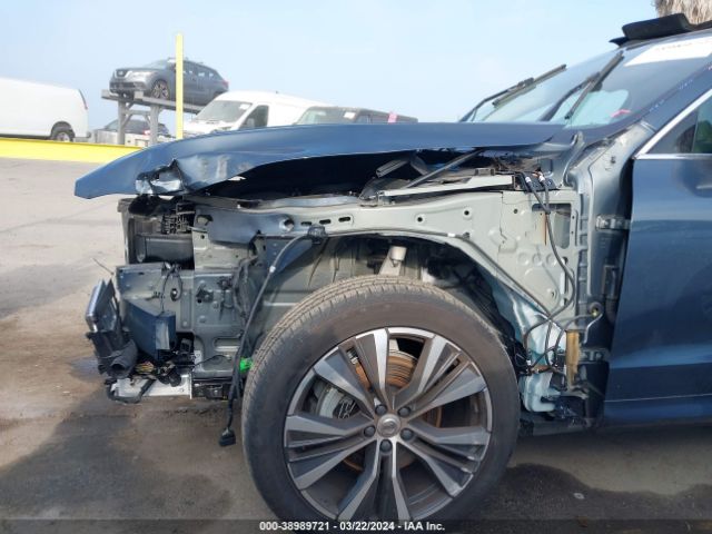 YV4L12RK8N1020635 Volvo Xc60 B5 Momentum