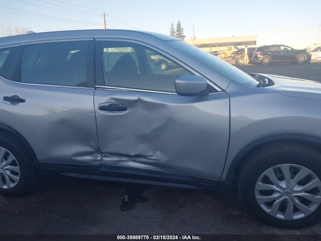 Nissan ROGUE S 2017 5N1AT2MT1HC890140 Image 14
