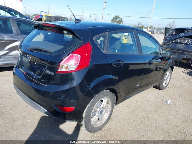 Ford FIESTA SE 2018 3FADP4EJ1JM117497 Image 4