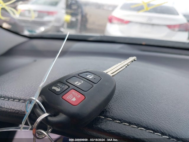 Toyota CAMRY LE 2016 4T4BF1FKXGR536304 Image 11